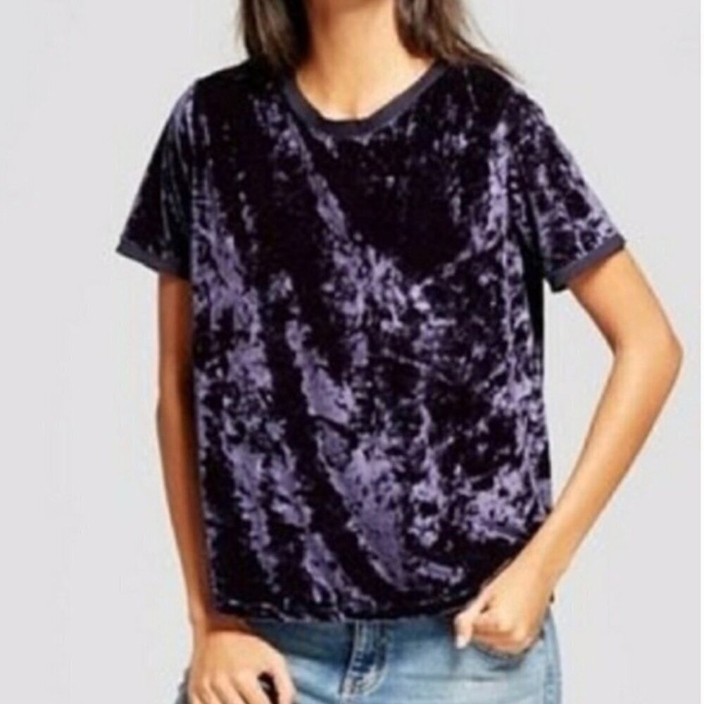 A New Day Women's Size Large Crushed Velvet T-Shirt Dark Blue Black Trim Short